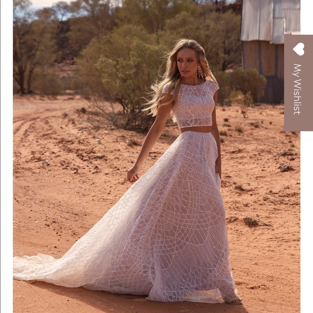 EVIE YOUNG STYLE #LYRIC DRESS Modern two piece dress!